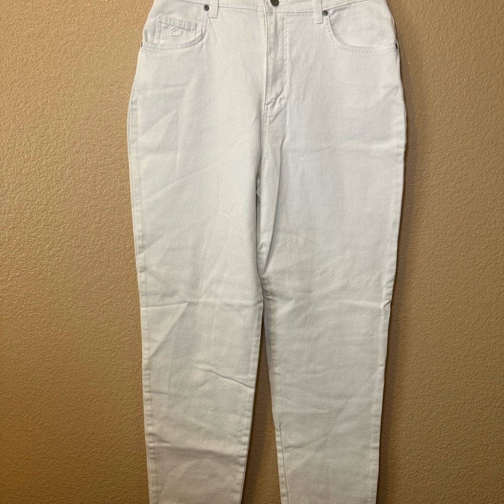 Gloria Vanderbilt White Jeans